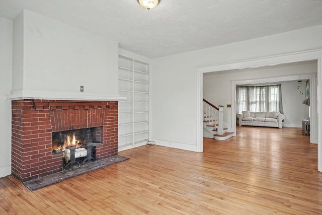 8 Tremont St, Maynard, MA 01754