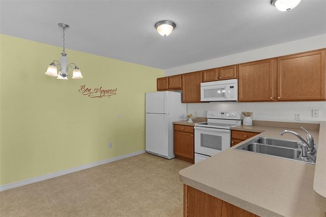 3734 VISCAYA COURT, The Villages, FL 32163