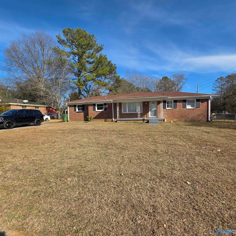 4200 NW Keith Street, Huntsville, AL 35810