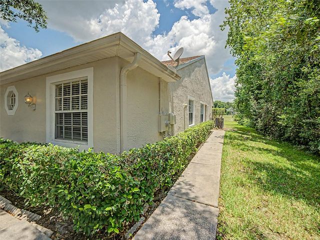 34907 DOUBLE EAGLE COURT, Zephyrhills, FL 33541