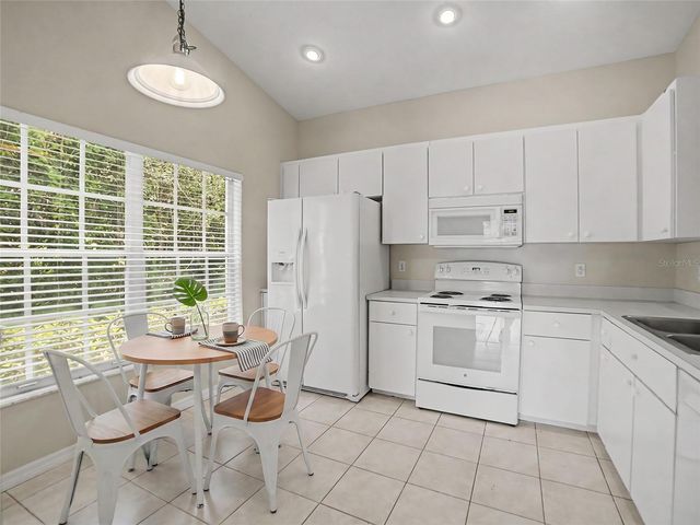 34907 DOUBLE EAGLE COURT, Zephyrhills, FL 33541