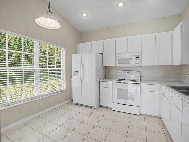 34907 DOUBLE EAGLE COURT, Zephyrhills, FL 33541