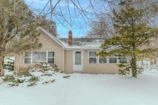5935 Sawyer Road, Chikaming Twp, MI 49125