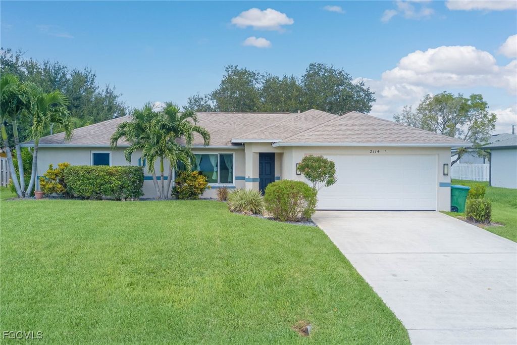2114 NE 22nd PL, Cape Coral, FL 33909