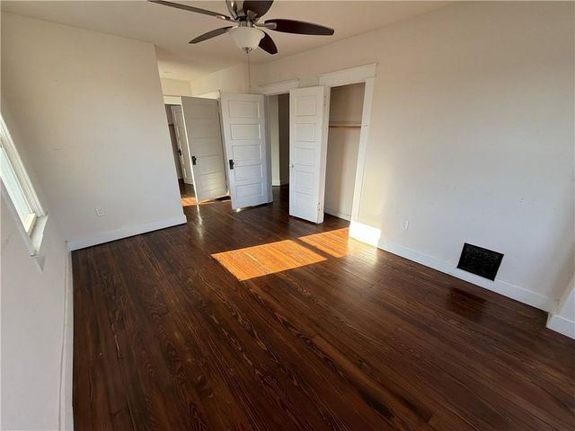 500 Brooklyn Avenue, Kansas City, MO 64124