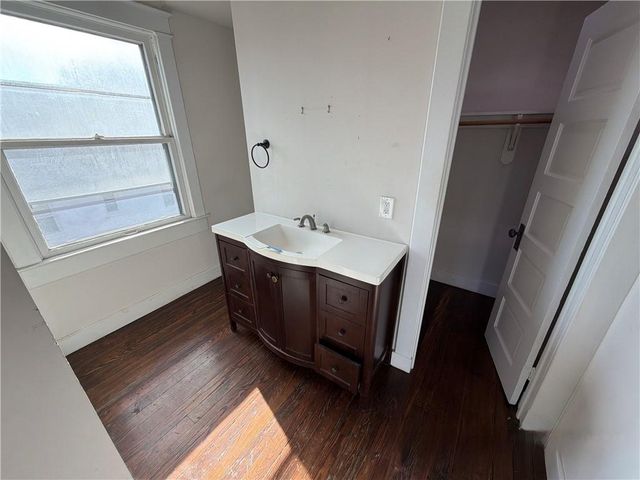 500 Brooklyn Avenue, Kansas City, MO 64124