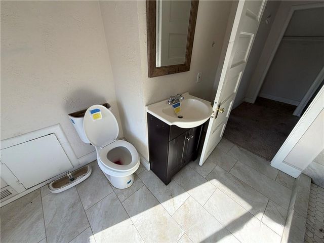 500 Brooklyn Avenue, Kansas City, MO 64124