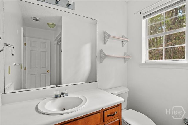 85 Waters Avenue, Allenhurst, GA 31301