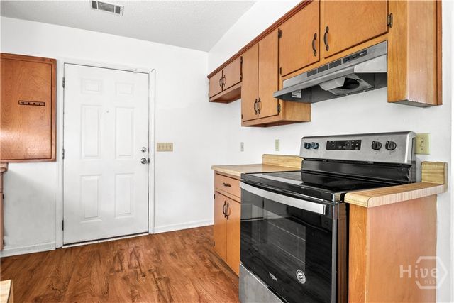 85 Waters Avenue, Allenhurst, GA 31301