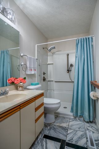 4231 26th Avenue 0, Moline, IL 61265