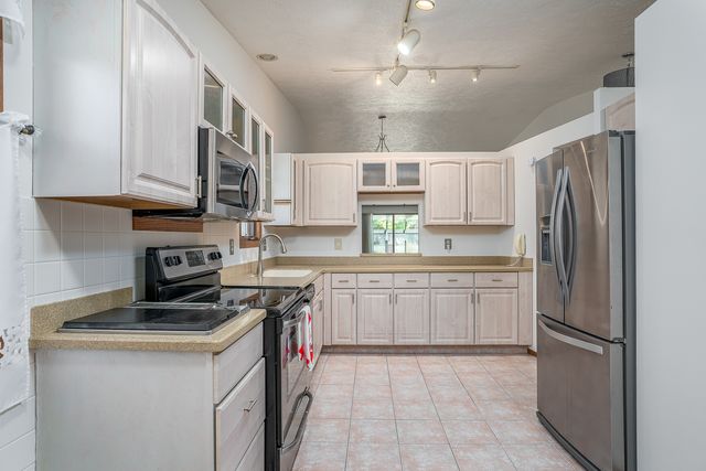 4231 26th Avenue 0, Moline, IL 61265