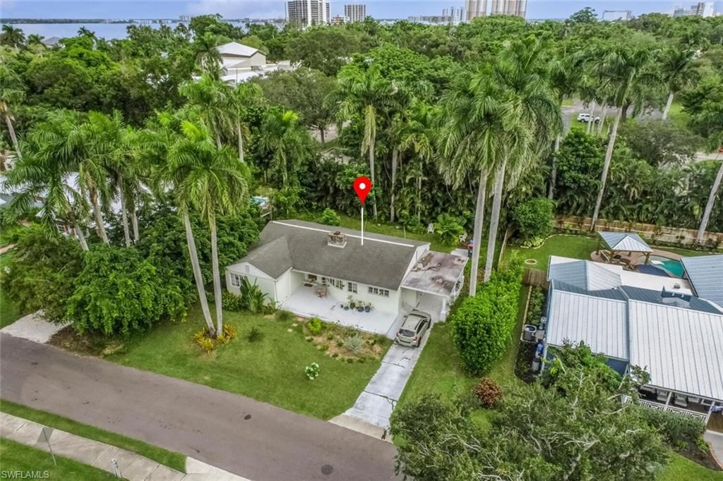 1429 Sandra DR, FORT MYERS, FL 33901 — photo 2