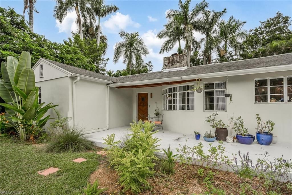 1429 Sandra DR, FORT MYERS, FL 33901 — photo 4