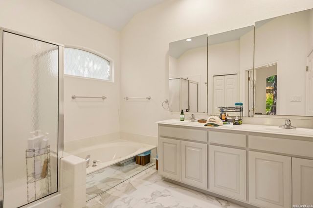 13947 AMBER CRST, San Antonio, TX 78249