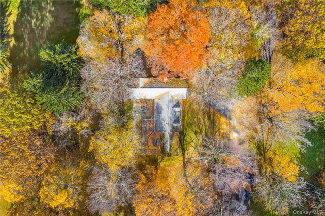 64 S Quaker Hill Road, Pawling, NY 12564