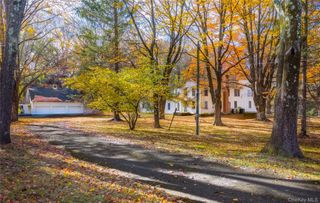 64 S Quaker Hill Road, Pawling, NY 12564