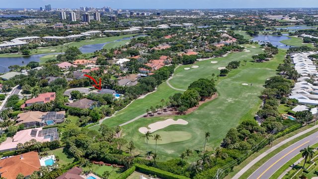 2725 Seneca Circle, West Palm Beach, FL 33409