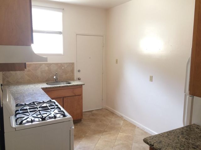 1405 Central Avenue, Alameda, CA 94501