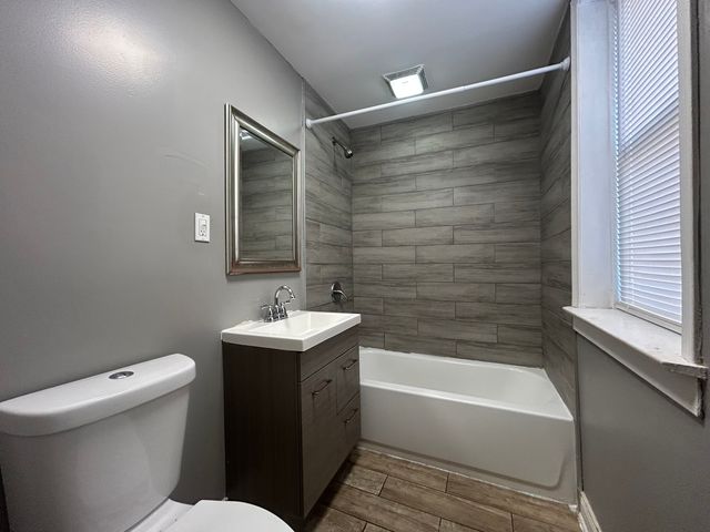 3049 W 59th Street 1R, Chicago, IL 60629
