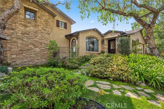 325 Camden Place, Laguna Beach, CA 92651