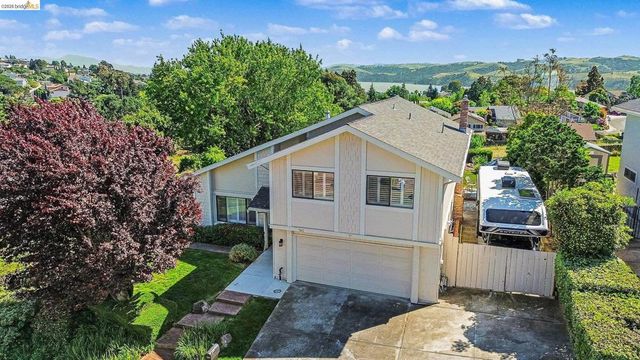 563 Cooper Dr, Benicia, CA 94510
