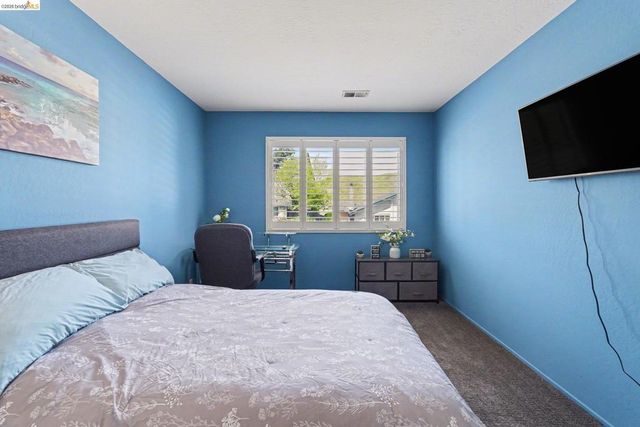 563 Cooper Dr, Benicia, CA 94510