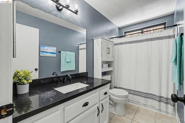 563 Cooper Dr, Benicia, CA 94510