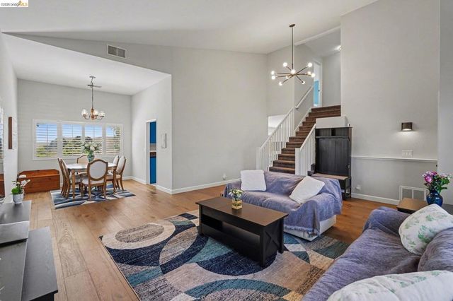 563 Cooper Dr, Benicia, CA 94510