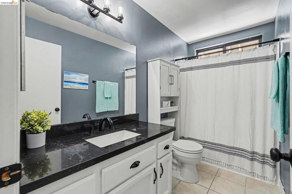 Image 41 of property listing at 563 Cooper Dr, Benicia, CA 94510