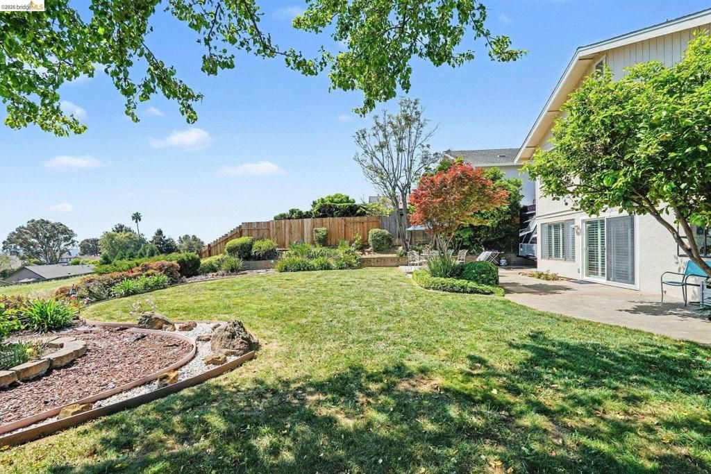 Image 45 of property listing at 563 Cooper Dr, Benicia, CA 94510