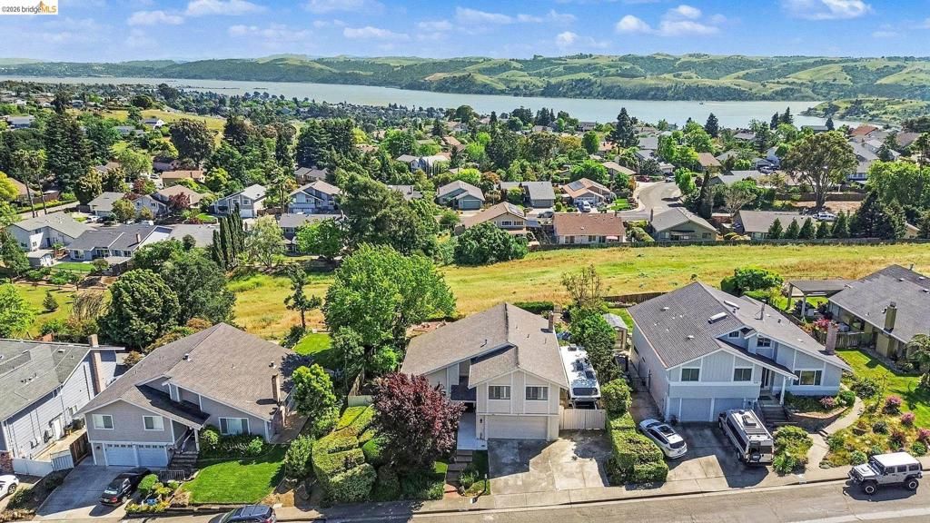 Image 54 of property listing at 563 Cooper Dr, Benicia, CA 94510