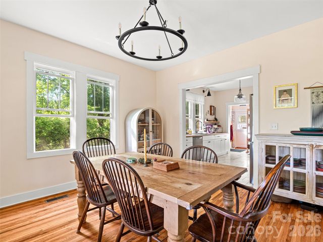 296 Roberts Hill Road, Marshall, NC 28753