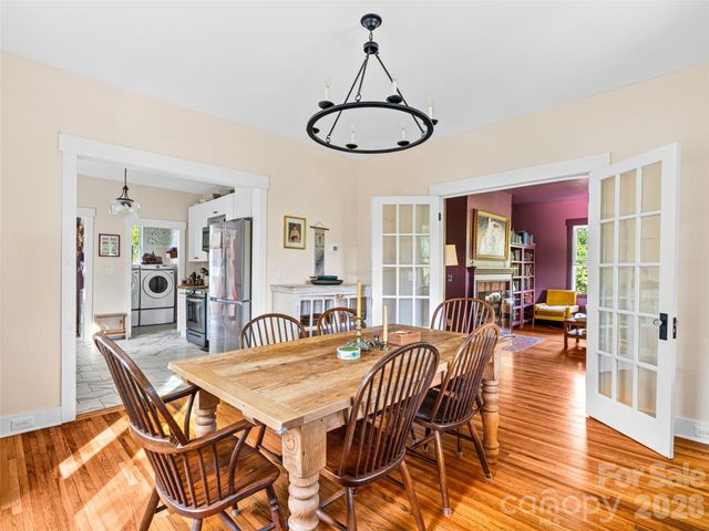 296 Roberts Hill Road, Marshall, NC 28753