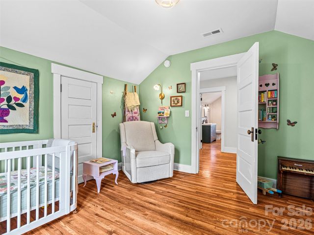 296 Roberts Hill Road, Marshall, NC 28753