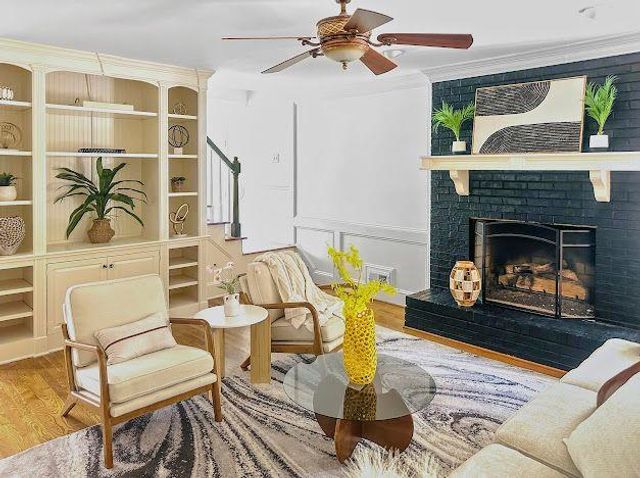 2462 CHIMNEY TOP Lane, Snellville, GA 30078