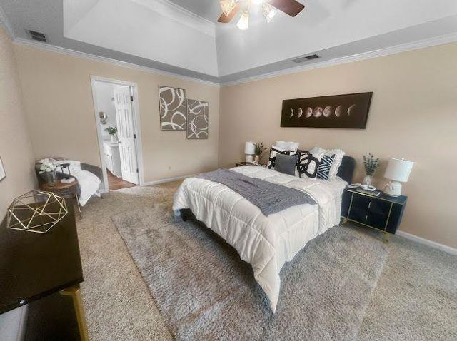 2462 CHIMNEY TOP Lane, Snellville, GA 30078