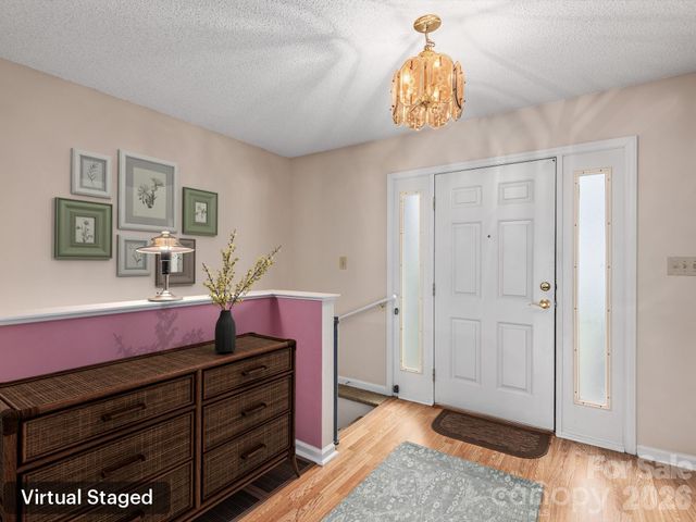 20 Cedarcliff Circle, Asheville, NC 28803