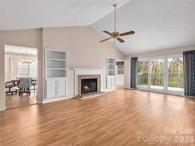 20 Cedarcliff Circle, Asheville, NC 28803