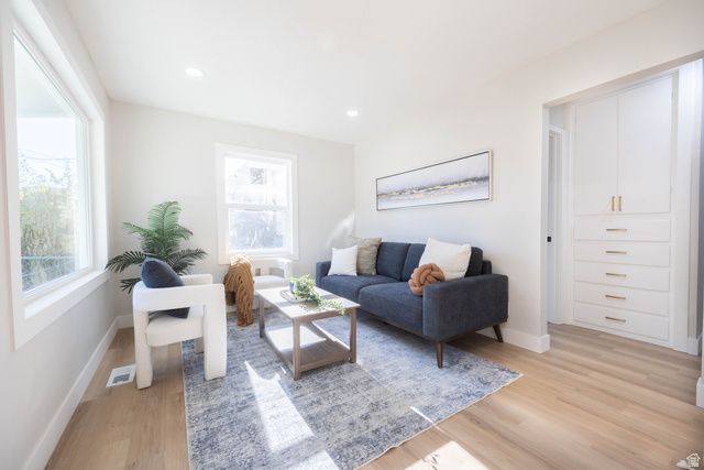 249 N BROADWAY ST, Tooele, UT 84074