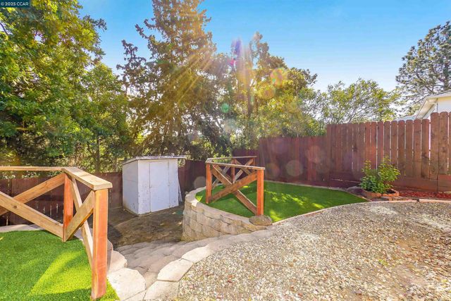 1920 Encima Dr, Concord, CA 94519