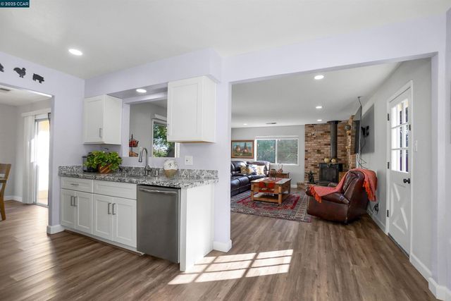 1920 Encima Dr, Concord, CA 94519