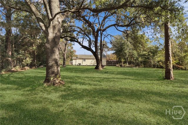 305 Cypress Street, Bloomingdale, GA 31302