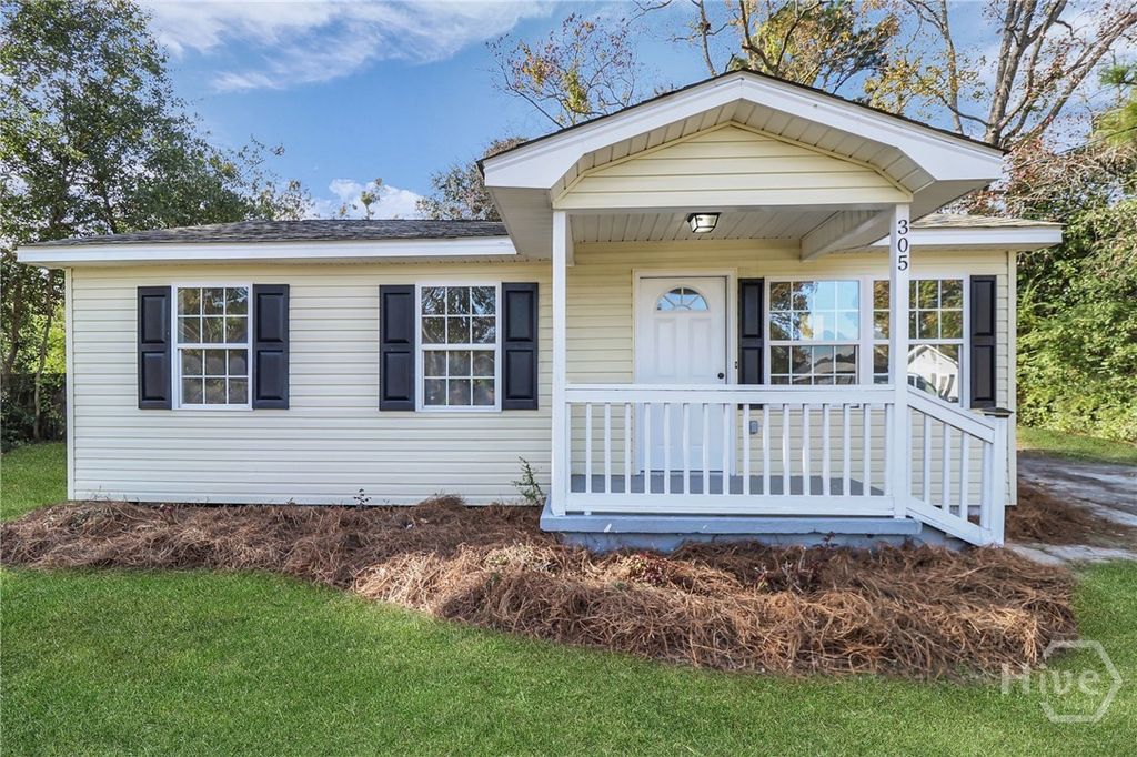 305 Cypress Street, Bloomingdale, GA 31302