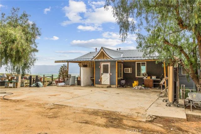 23255 Warren Road, San Jacinto, CA 92582