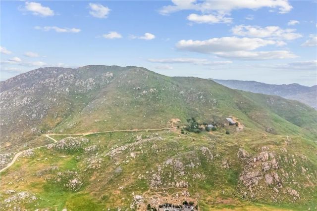 23255 Warren Road, San Jacinto, CA 92582