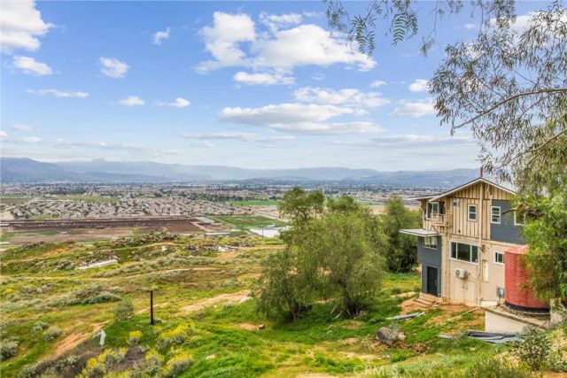 23255 Warren Road, San Jacinto, CA 92582