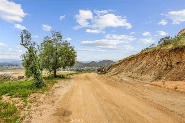 23255 Warren Road, San Jacinto, CA 92582