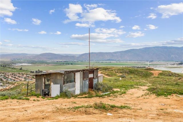 23255 Warren Road, San Jacinto, CA 92582