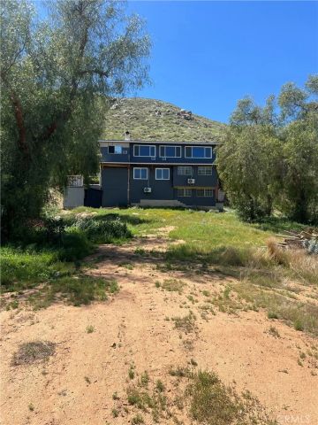 23255 Warren Road, San Jacinto, CA 92582