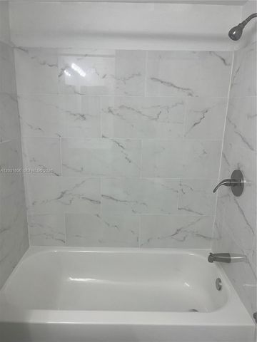 595 Vista Isles Drive 1912, Sunrise, FL 33325